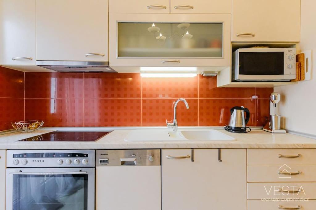 Lavender 2bdrm Apartment, Vesta Philoxenia Thessaloniki